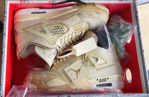 Off white wmns air - jordan, 4