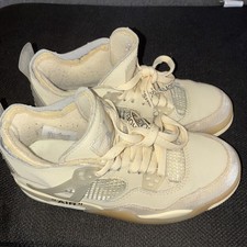 Vela Off-White x Air Jordan 4